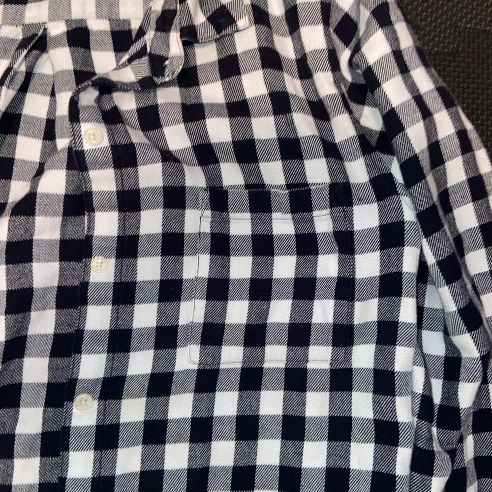 Black & White Flannel - Picture 3 of 3